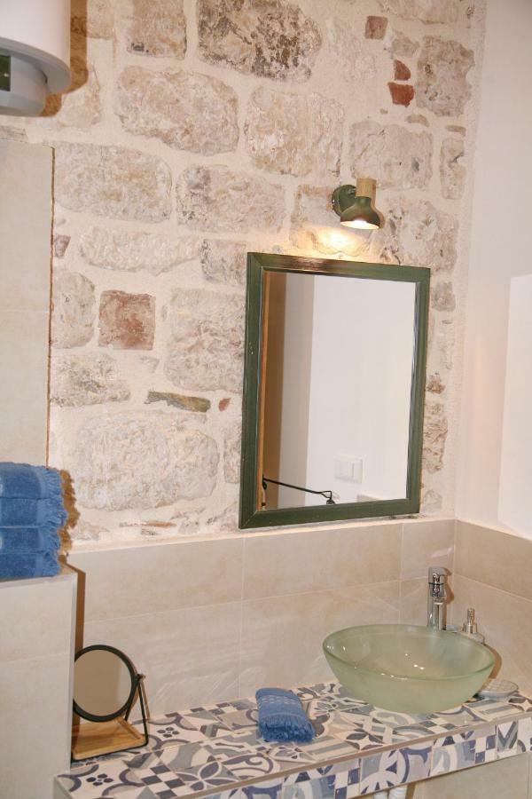 Hotel House Bava à Vis Extérieur photo